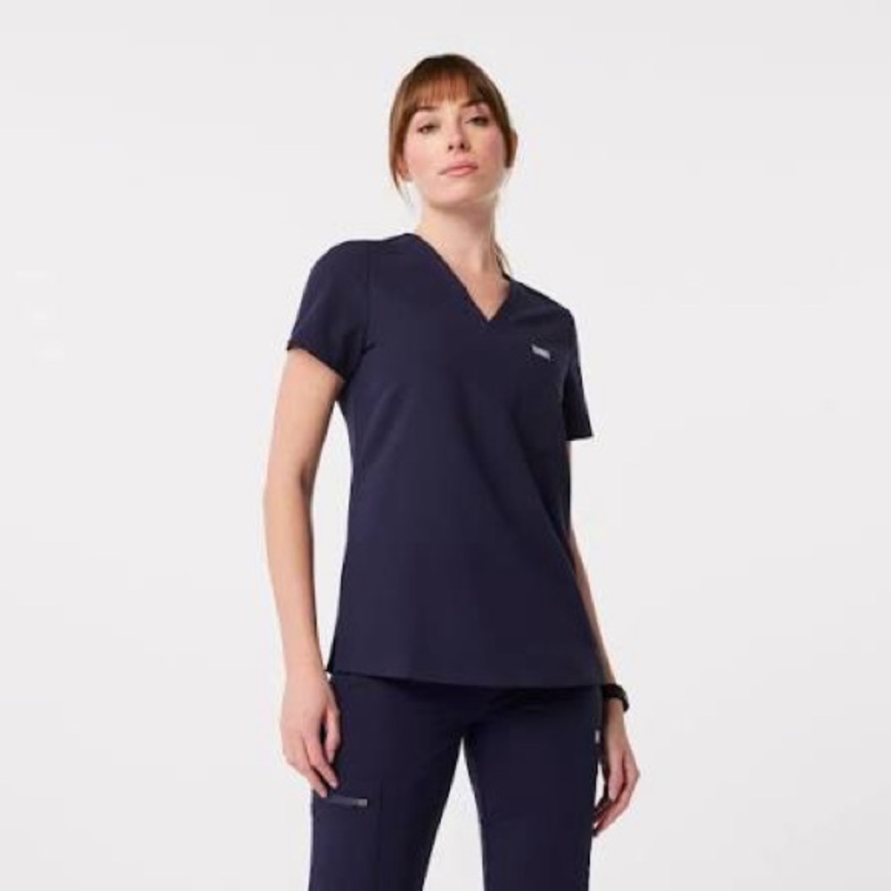 FIGS Navy Blue Scrub Set Size small